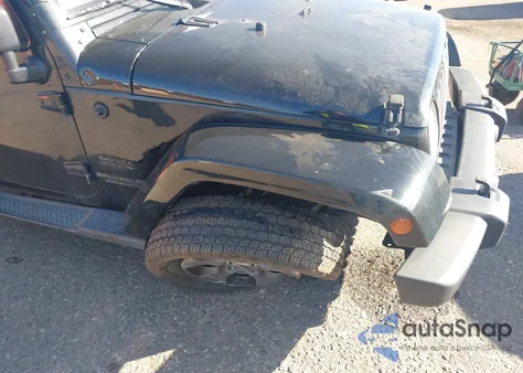 2017 Jeep Wrangler Unlimited Sahara из США, поврежденный, VIN 1C4BJWEG3HL713905